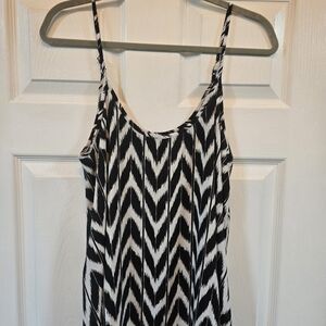 Apt. 9 ZigZag Top